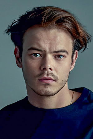 Charlie Heaton photo