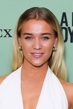 Photo of Julia Korpinen from the Latest Netflix gallery