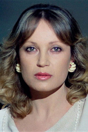 Photo of Anna Zinnemann from the Latest Netflix gallery