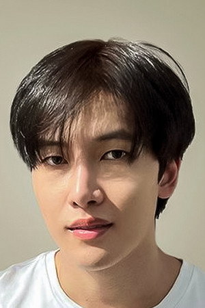 Thapanawat Kaewbumrung photo