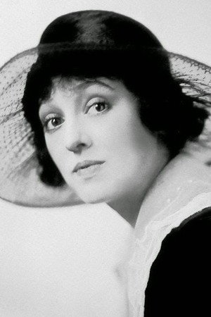 Photo of Dorothy Kelly from the Latest Netflix gallery