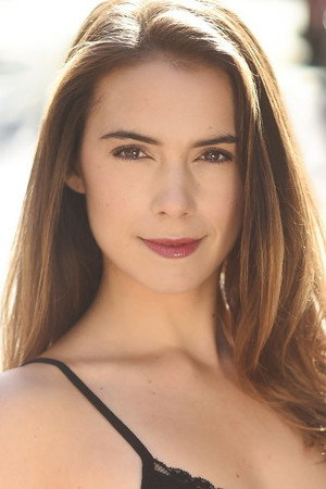 Photo of Rachel Cora Wood from the Latest Netflix gallery