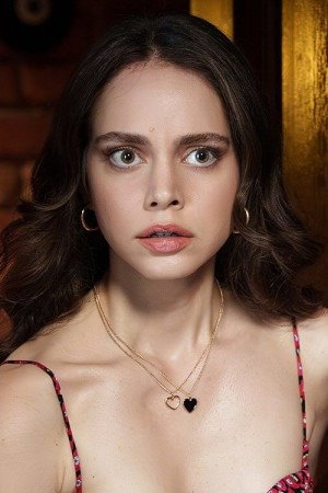 Photo of Elif Uslusoy from the Latest Netflix gallery