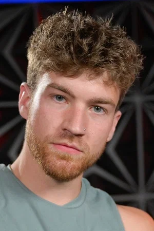 Photo of Carter Collins from the Latest Netflix gallery