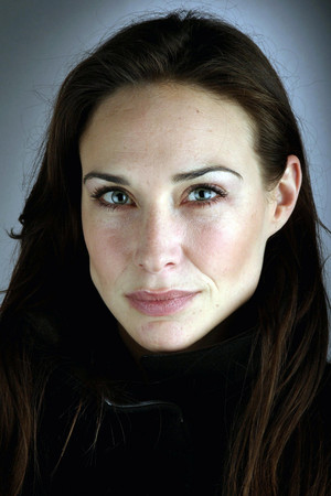 Claire Forlani photo
