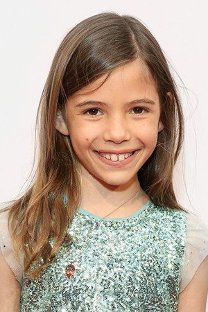 Photo of Lola Sultan from the Latest Netflix gallery