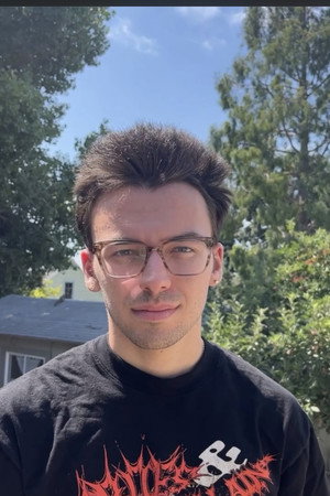 Photo of Oliver Ciolfi from the Latest Netflix gallery