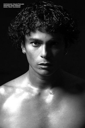 Rocky Salumbides photo