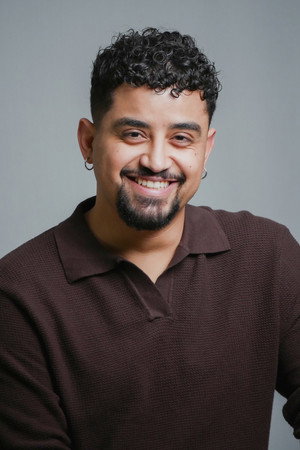 Photo of Dan Claudino from the Latest Netflix gallery