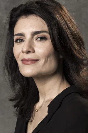 Photo of Arieta Corrêa from the Latest Netflix gallery