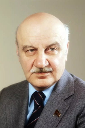 Photo of Lev Kulidzhanov from the Latest Netflix gallery