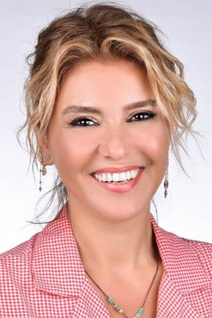 Gülben Ergen photo