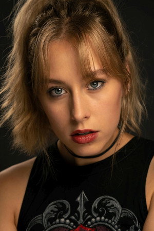 Photo of Dilara Foscht from the Latest Netflix gallery