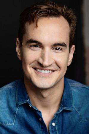 Photo of Jeremy Sless from the Latest Netflix gallery