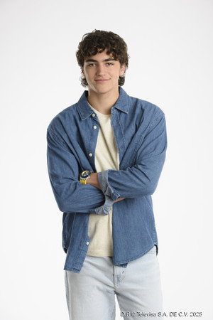 Photo of Tristán Maze from the Latest Netflix gallery