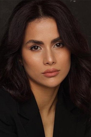 Photo of Zeynep Derin Şenyiğit from the Latest Netflix gallery