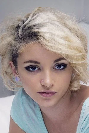 Photo of Lola Fae from the Latest Netflix gallery
