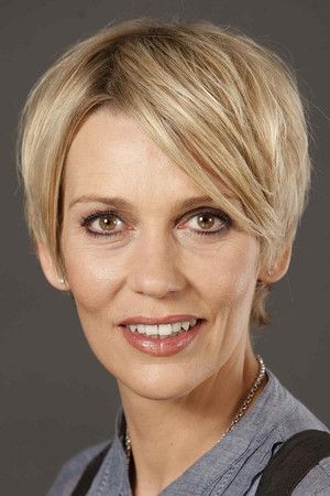 Photo of Alexandra Rietz from the Latest Netflix gallery