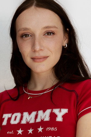 Photo of Juliette Gariépy from the Latest Netflix gallery