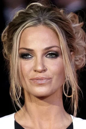 Photo of Sarah Harding from the Latest Netflix gallery