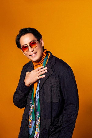 Thongchai McIntyre photo