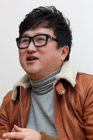 Photo of Lee Hwan-kyung from the Latest Netflix gallery