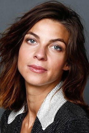 Photo of Natalia Tena from the Latest Netflix gallery