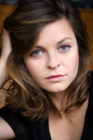 Photo of Émilie Carbonneau from the Latest Netflix gallery