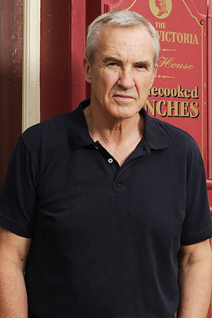 Larry Lamb photo