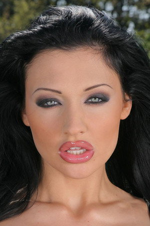 Aletta Ocean photo
