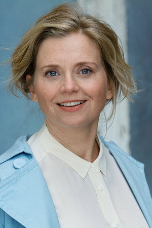 Photo of Nina Weniger from the Latest Netflix gallery