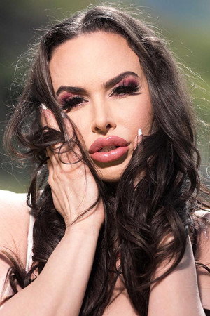 Photo of Jessica Jade from the Latest Netflix gallery