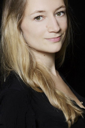 Photo of Sabine Devieilhe from the Latest Netflix gallery