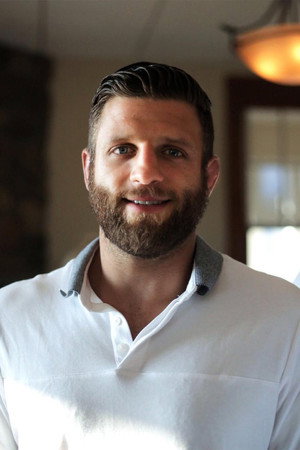 Photo of Calvin Kattar from the Latest Netflix gallery