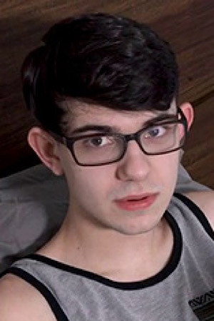 Photo of Sammy Eros from the Latest Netflix gallery