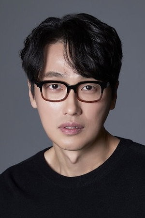 Photo of Bae Ho-geun from the Latest Netflix gallery