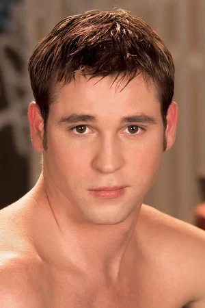 Photo of Kevin Brown from the Latest Netflix gallery