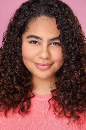 Isabella Bennett photo