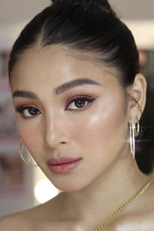 Nadine Lustre photo