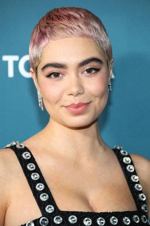 Auliʻi Cravalho photo