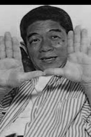 Photo of Joey Gosiengfiao from the Latest Netflix gallery
