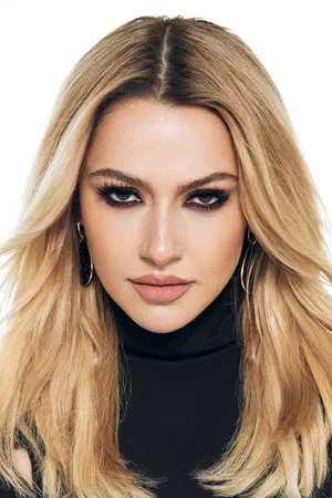 Hadise photo