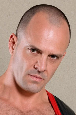 Photo of Carlo Cox from the Latest Netflix gallery