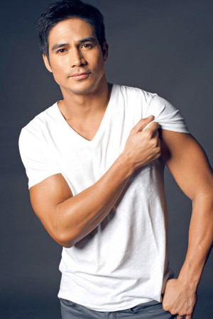 Piolo Pascual photo