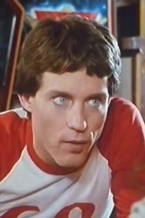 Photo of Paul Gunning from the Latest Netflix gallery