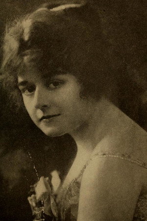 Photo of Frankie Mann from the Latest Netflix gallery