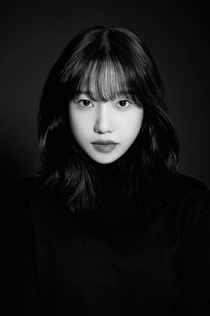 Jo Yu-ri photo
