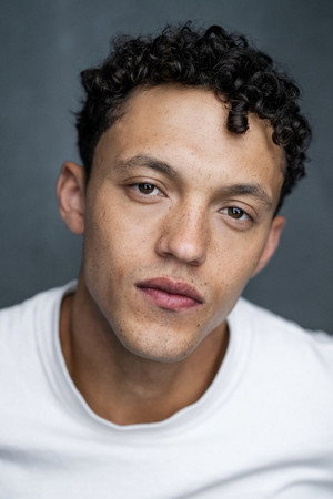Photo of Orlando Norman from the Latest Netflix gallery