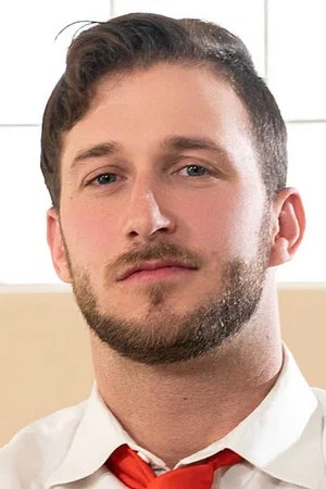 Photo of Nicholas Ryder from the Latest Netflix gallery