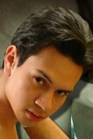 Photo of Deivi from the Latest Netflix gallery
